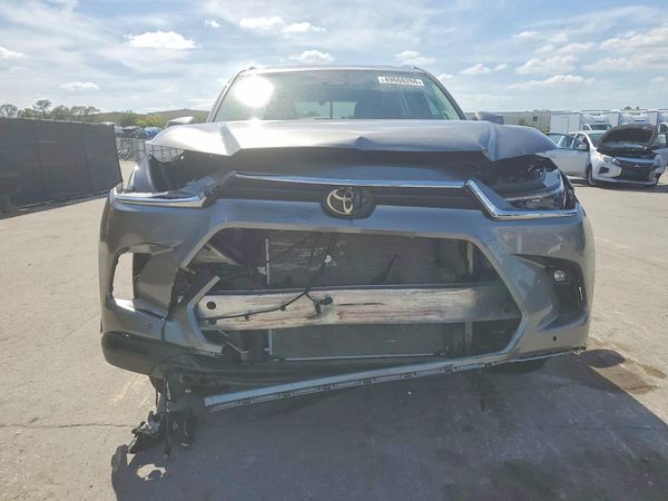 2026 TOYOTA GRAND HIGHLANDER