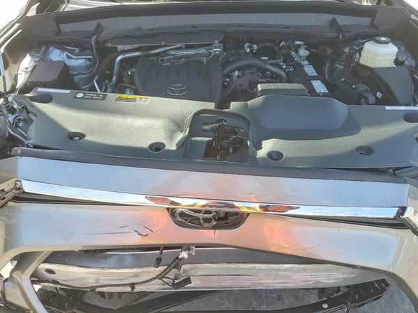 2026 TOYOTA GRAND HIGHLANDER