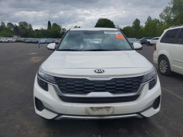 2022 KIA SELTOS LX