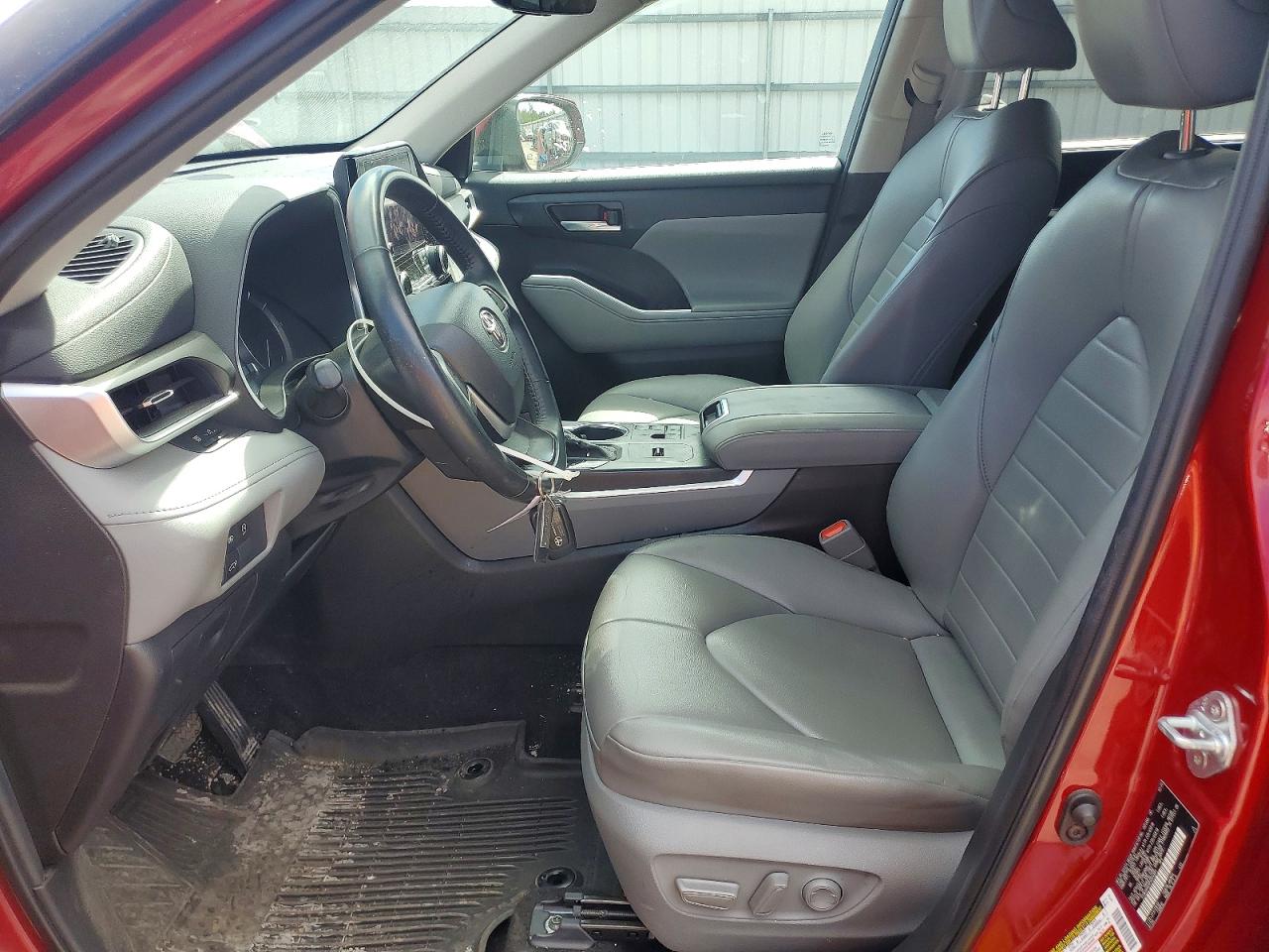 2023 TOYOTA HIGHLANDER