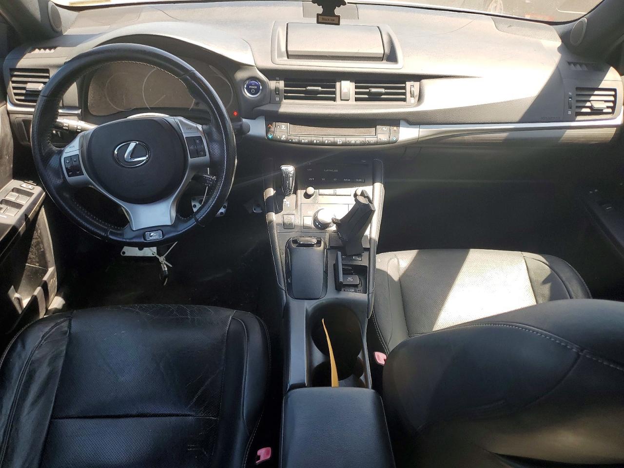 2012 LEXUS CT 200h