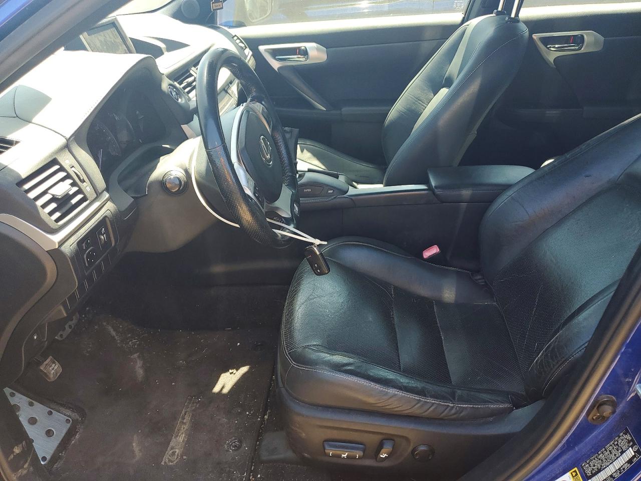 2012 LEXUS CT 200h