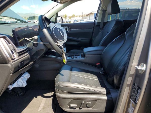 2025 KIA SORENTO