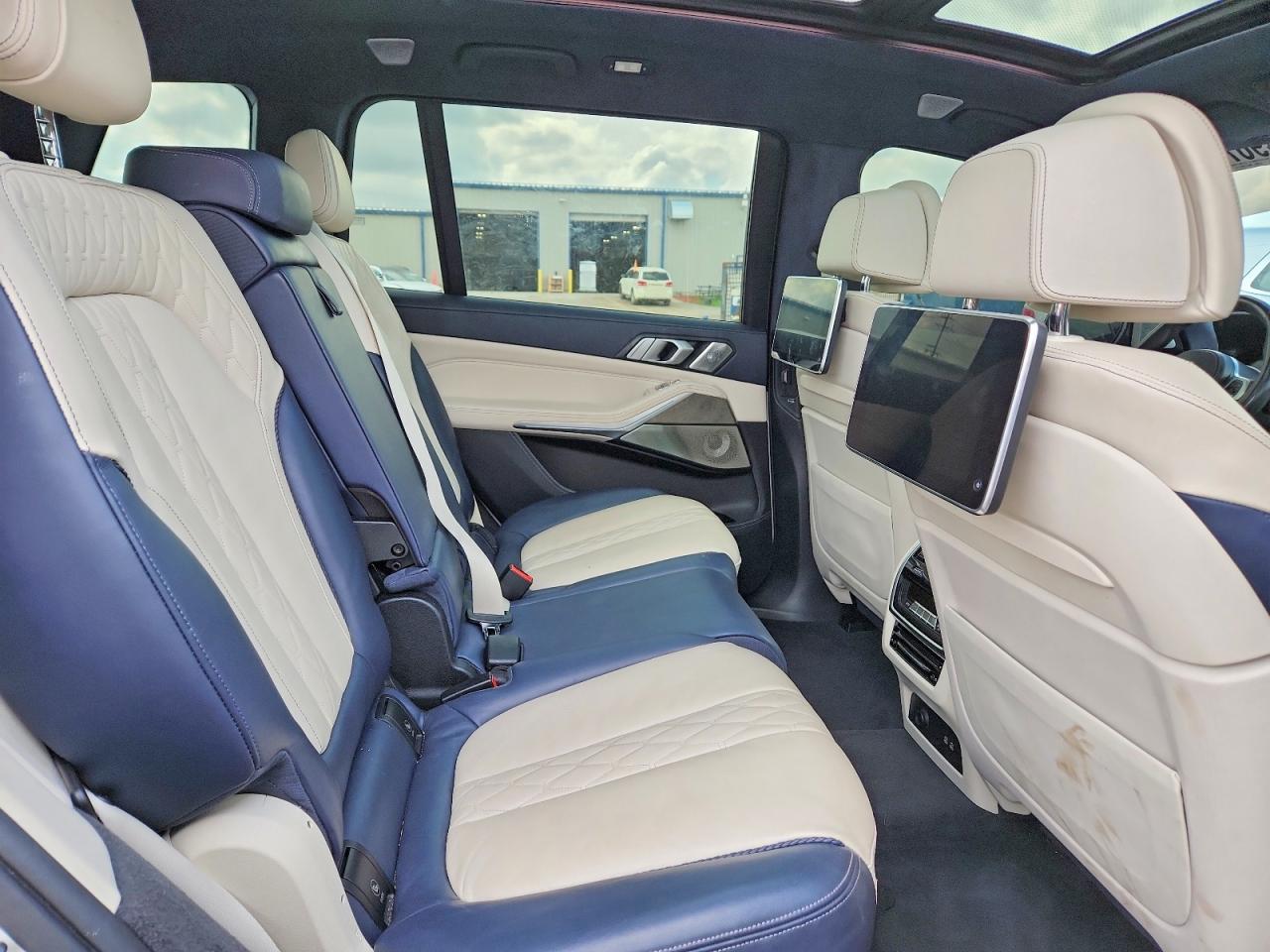 2019 BMW X7 xDrive50i