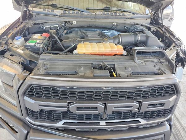 2017 FORD F150