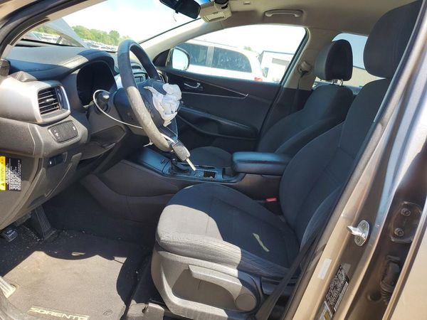 2016 KIA SORENTO