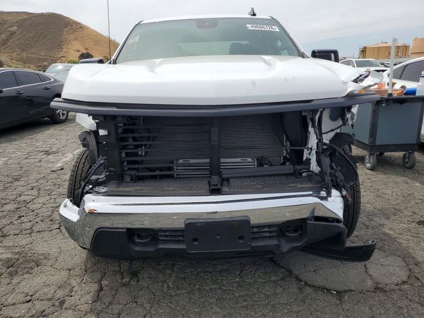 2025 CHEVROLET SILVERADO Work Truck