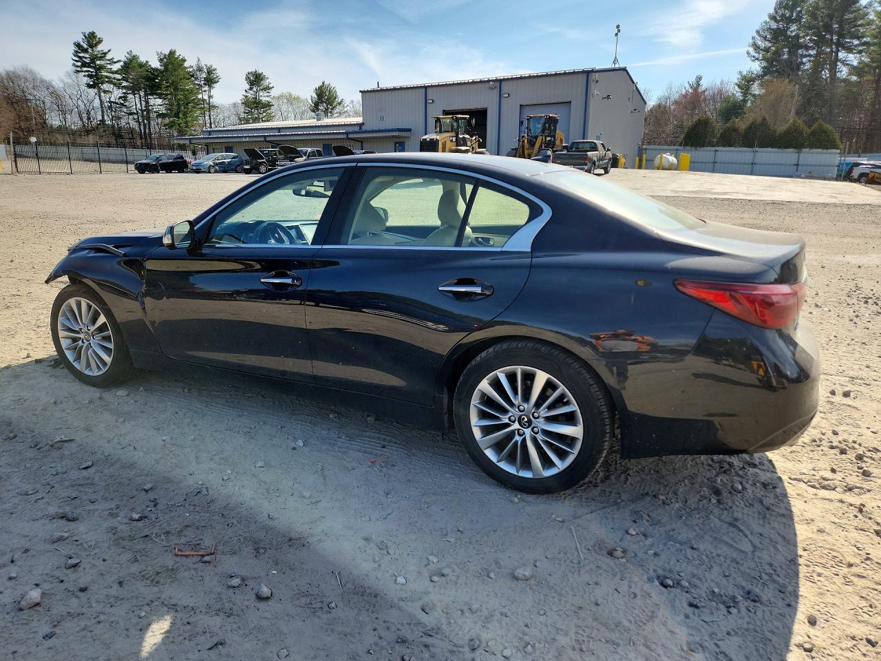 2021 INFINITI Q50 LUXE