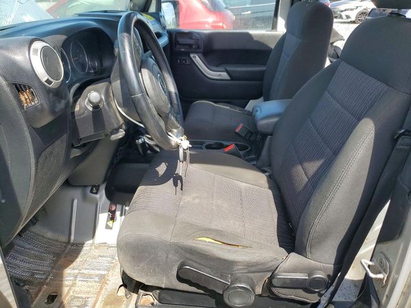2012 JEEP WRANGLER Sahara — DENT