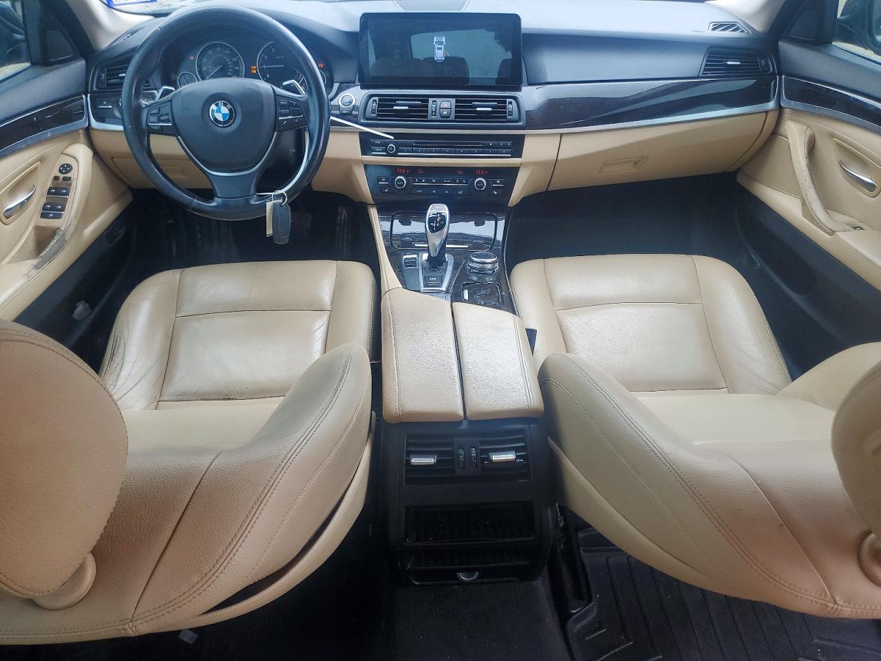 2016 BMW 528