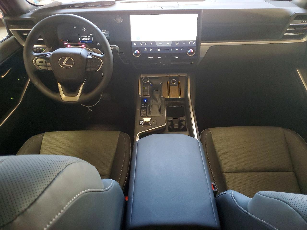 2024 LEXUS GX 550