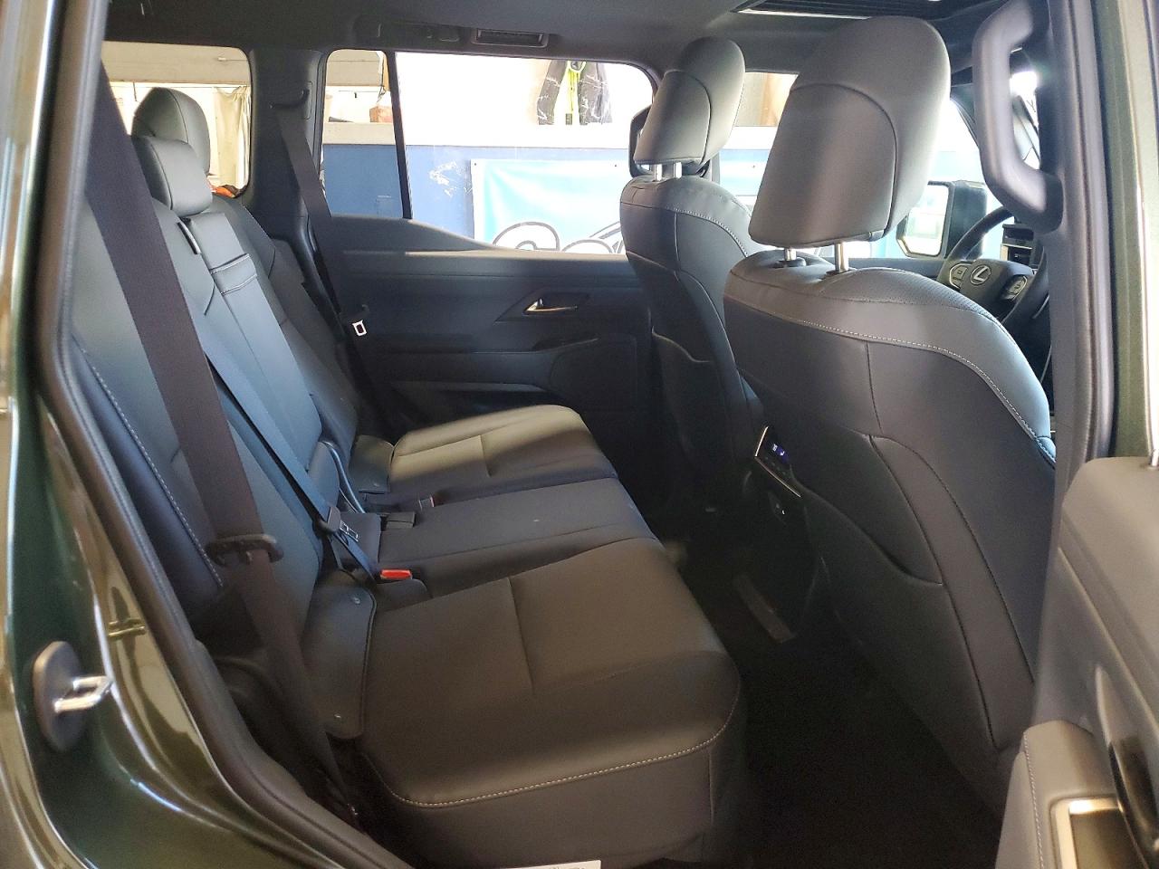 2024 LEXUS GX 550