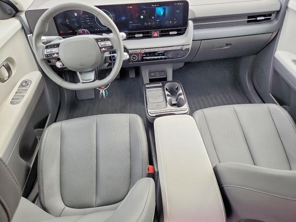 2025 HYUNDAI IONIQ 5 SEL
