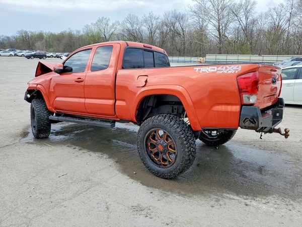2016 TOYOTA TACOMA