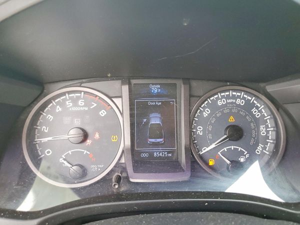 2016 TOYOTA TACOMA