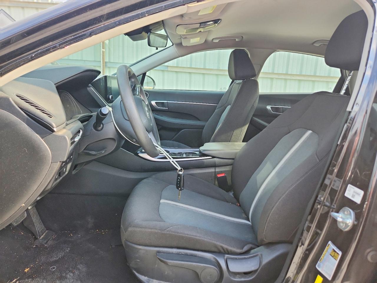 2021 HYUNDAI SONATA SE
