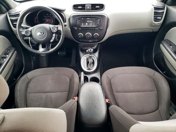 2017 KIA SOUL Base