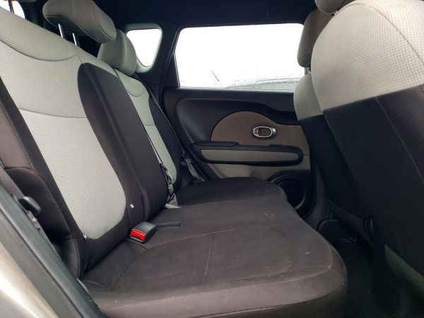 2017 KIA SOUL Base