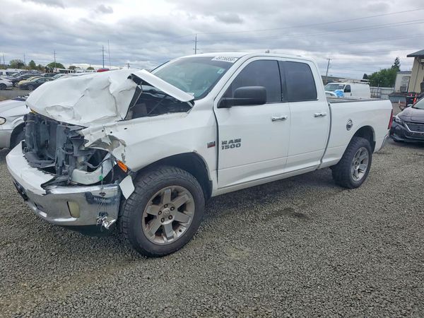 2014 RAM 1500 SLT