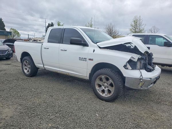 2014 RAM 1500 SLT