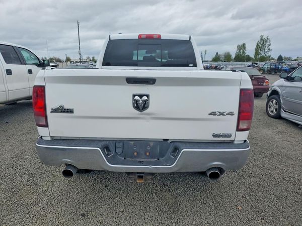 2014 RAM 1500 SLT
