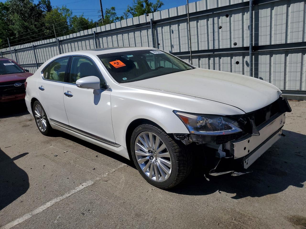 2017 LEXUS LS 460