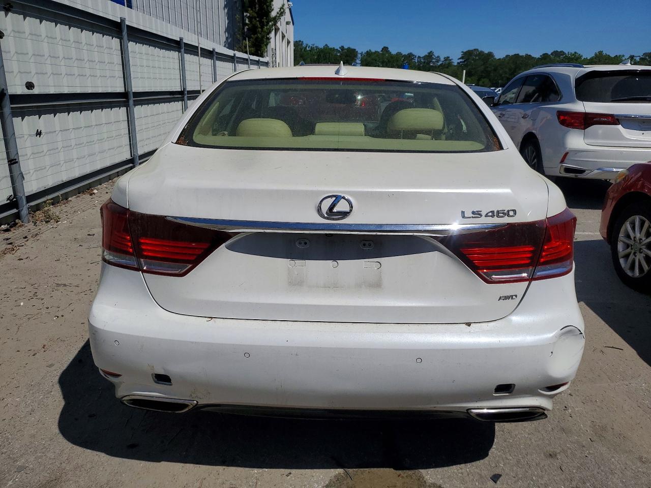 2017 LEXUS LS 460