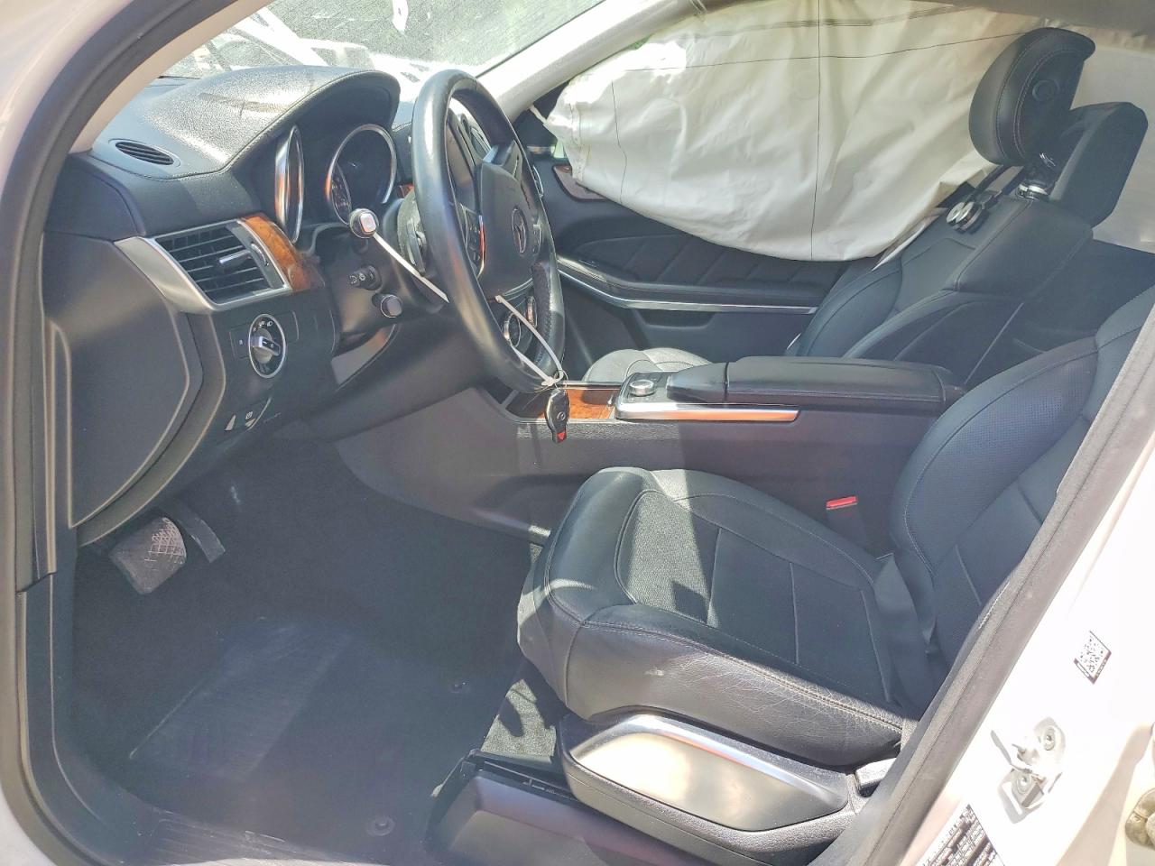 2015 MERCEDES-BENZ GL GL550 4MATIC