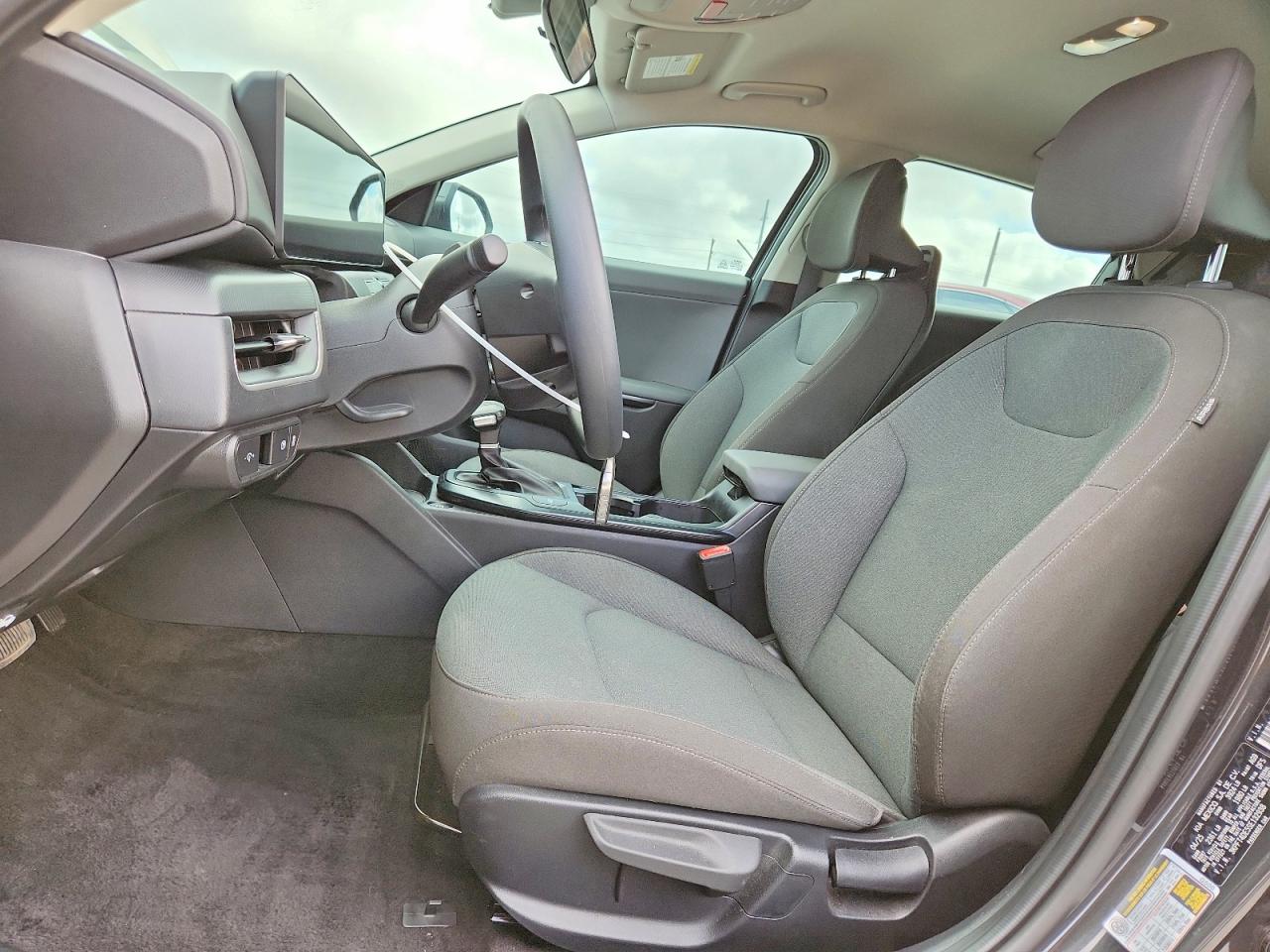2025 KIA K4 LX, LXS