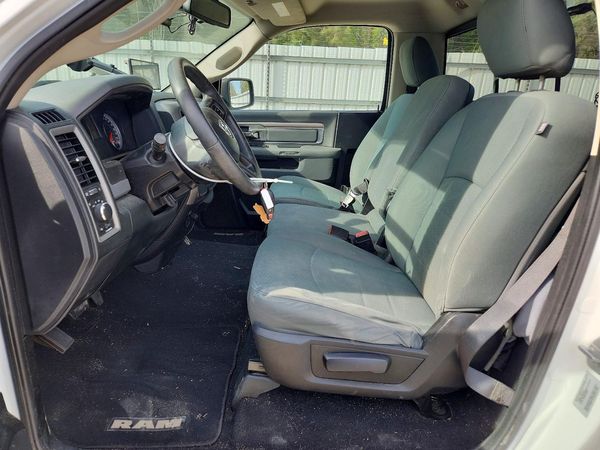 2015 RAM 1500 ST