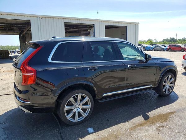 2016 VOLVO XC90