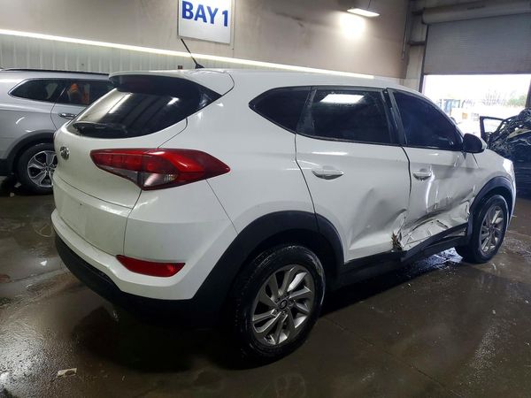 2018 HYUNDAI TUCSON SE Standard
