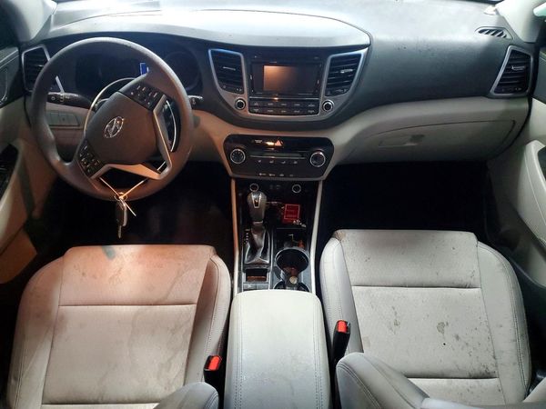 2018 HYUNDAI TUCSON SE Standard