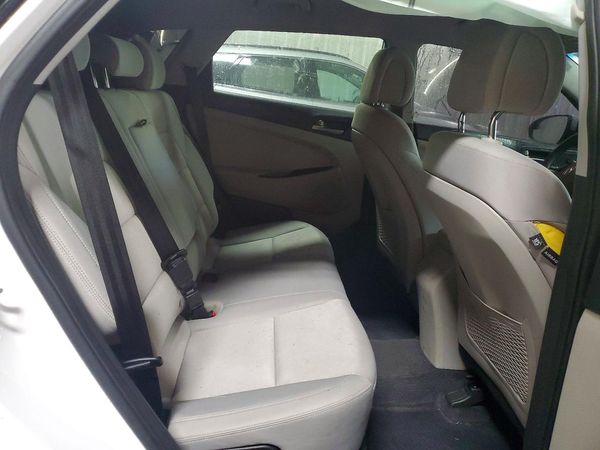 2018 HYUNDAI TUCSON SE Standard