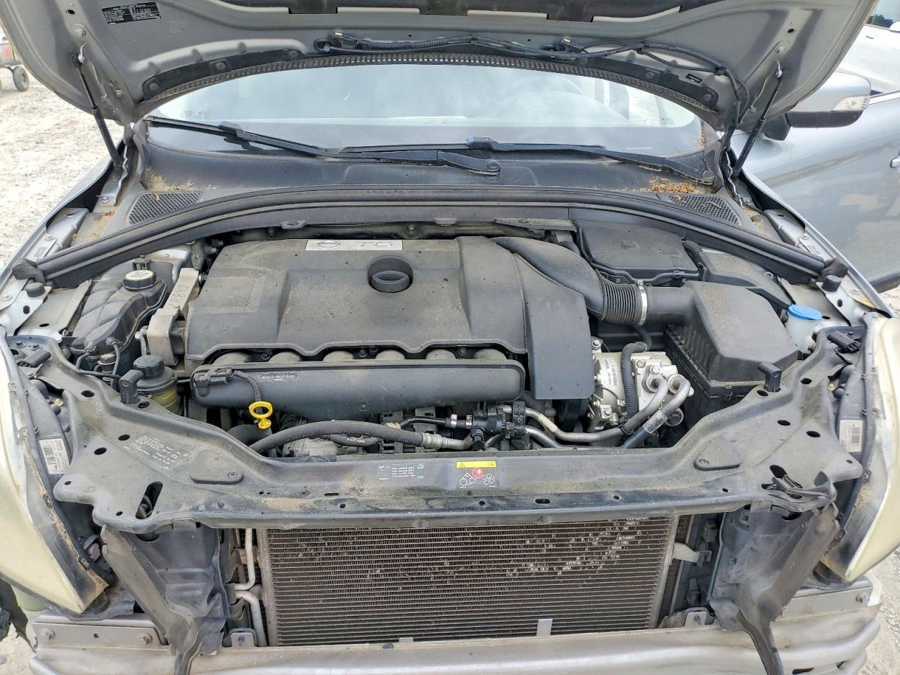 2012 VOLVO XC60