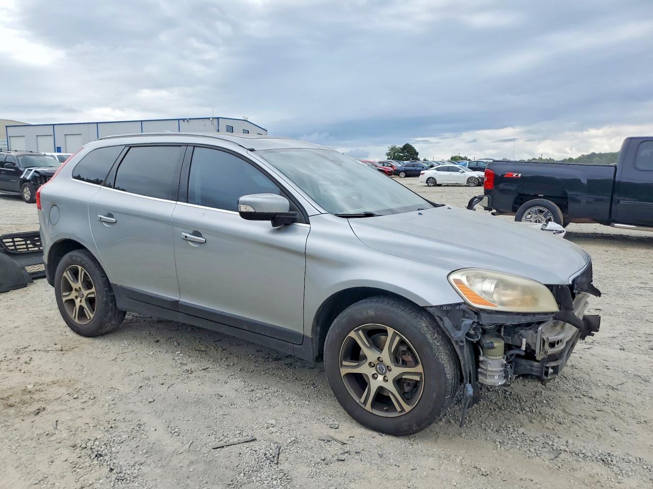 2012 VOLVO XC60