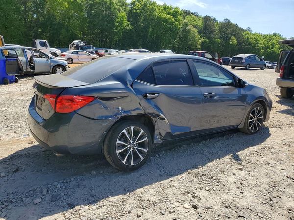 2017 TOYOTA COROLLA