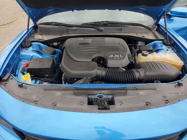 2018 DODGE CHARGER SXT Plus