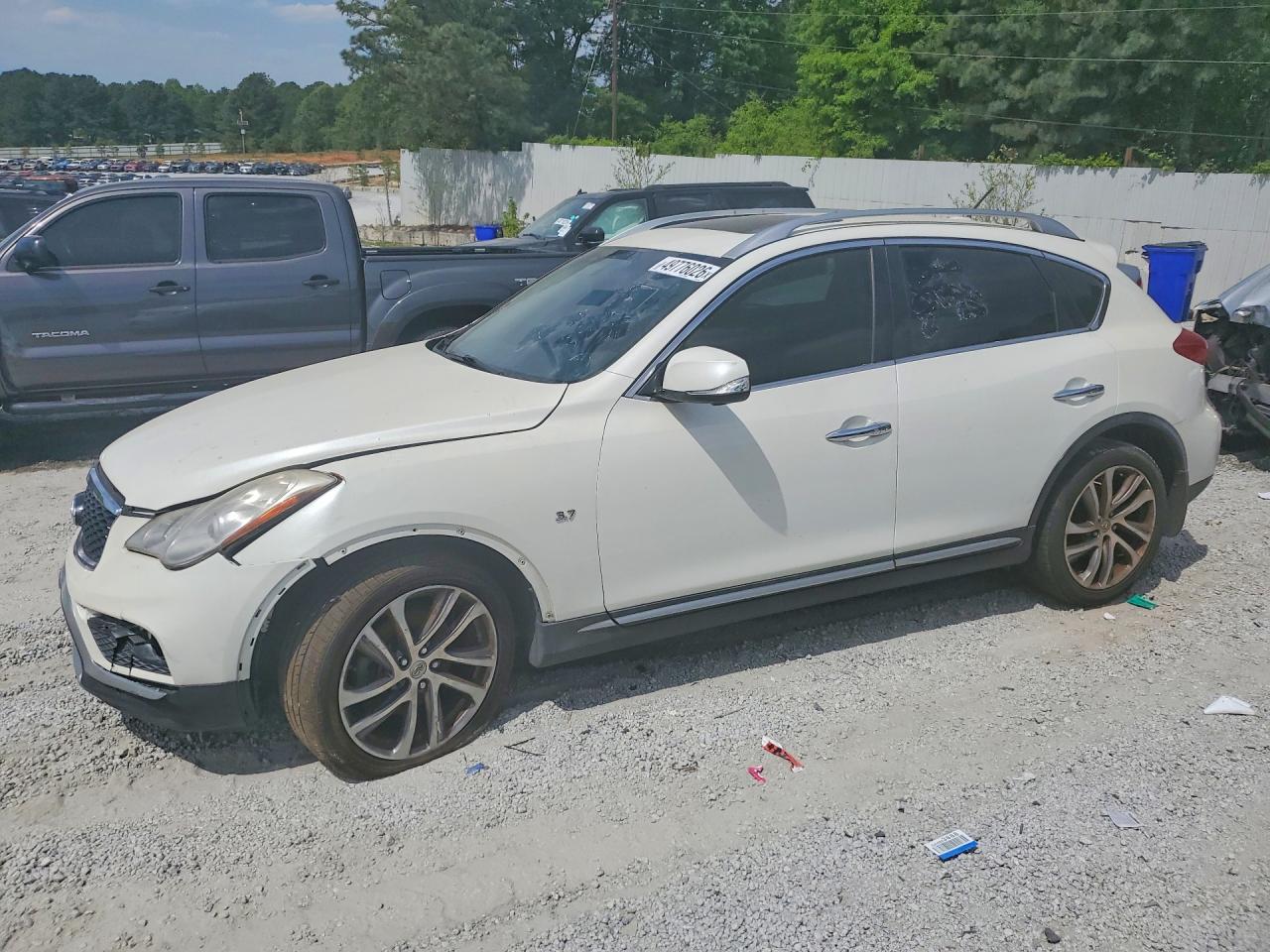 2017 INFINITI QX50 — Front 3/4