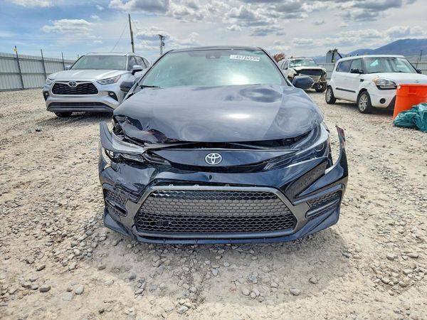 2021 TOYOTA COROLLA