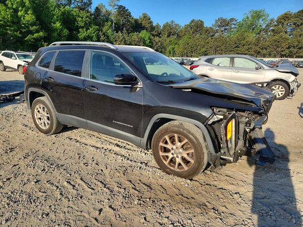 2016 JEEP CHEROKEE LATITUDE FWD