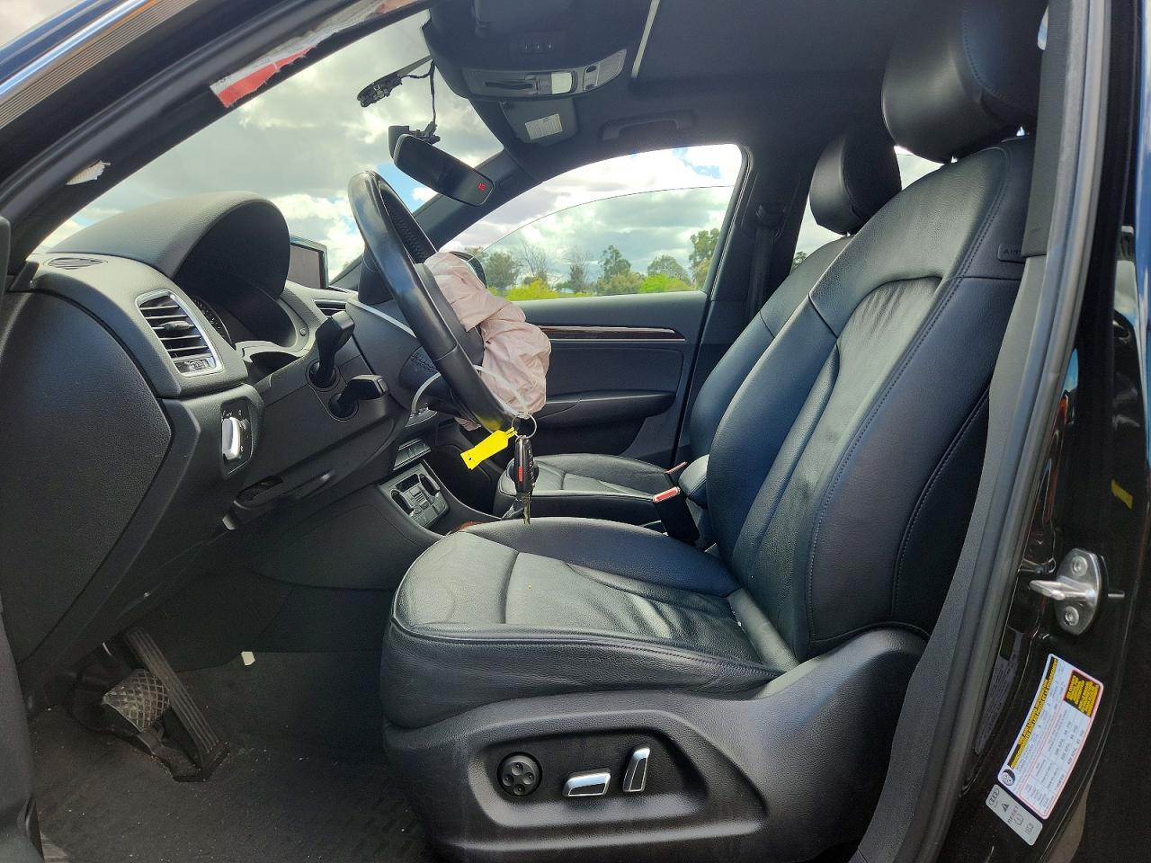 2017 AUDI Q3 quattro Premium Plus
