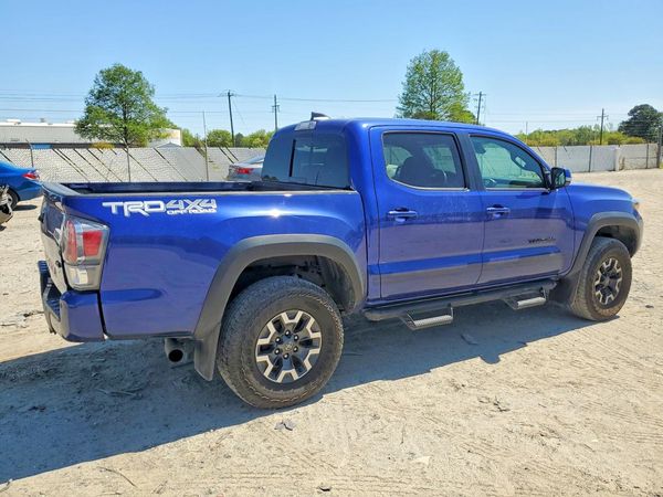 2022 TOYOTA TACOMA SR5