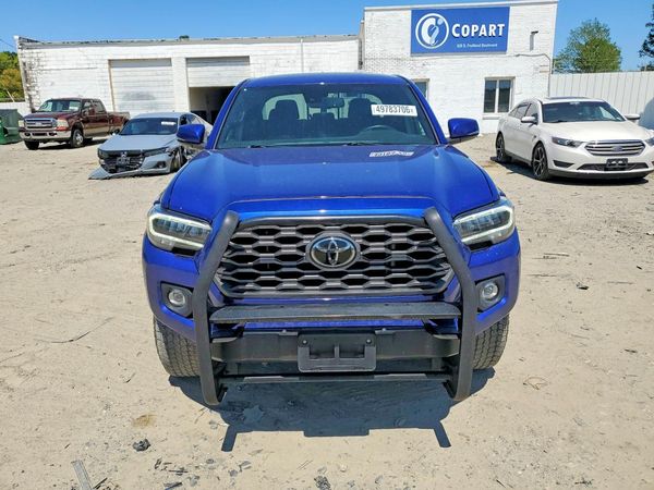 2022 TOYOTA TACOMA SR5