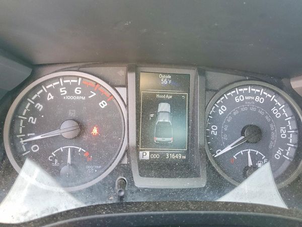 2022 TOYOTA TACOMA SR5