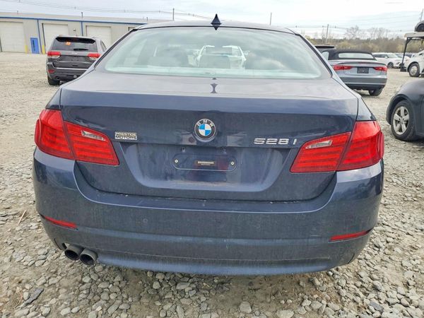 2012 BMW 528