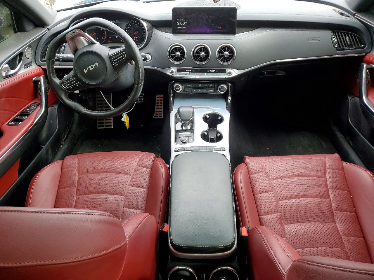 2023 KIA STINGER GT2