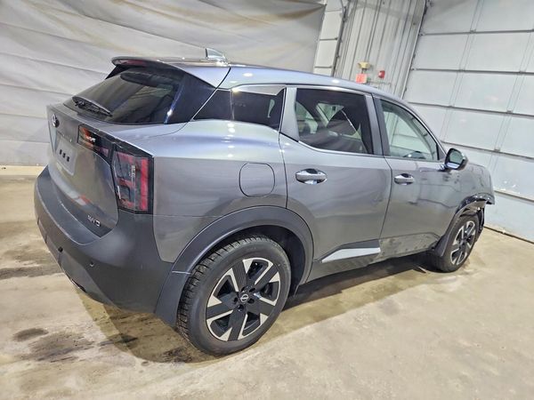 2025 NISSAN KICKS