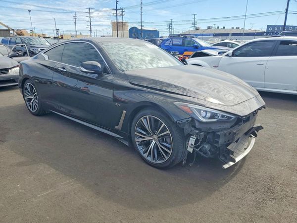 2017 INFINITI Q60