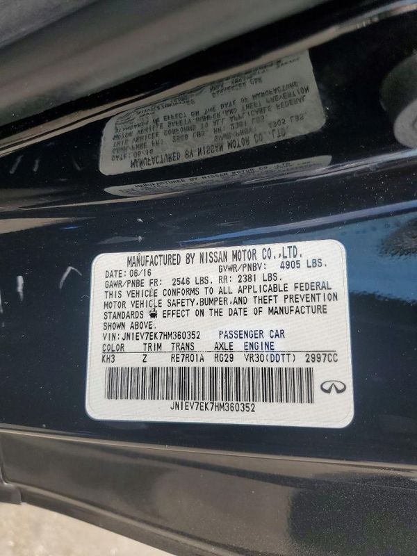 2017 INFINITI Q60